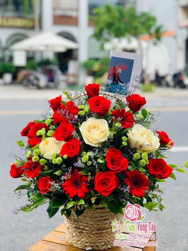 Hoa hồng thích hợp tặng cho đối tác nữ