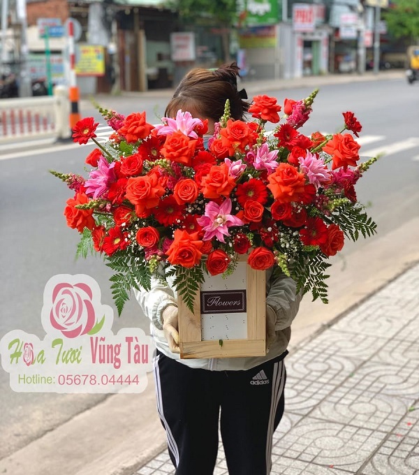 hoa hồng tặng tân gia