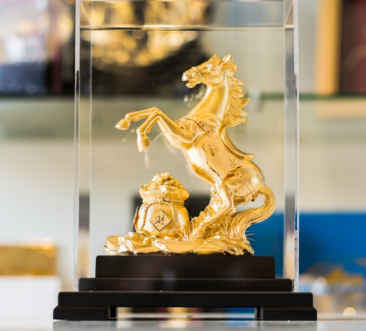 tượng ngựa phong thủy