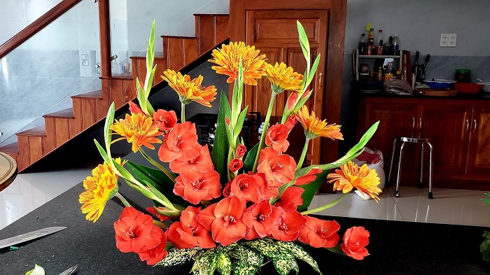 Cắm hoa Đồng tiền mix Lay ơn