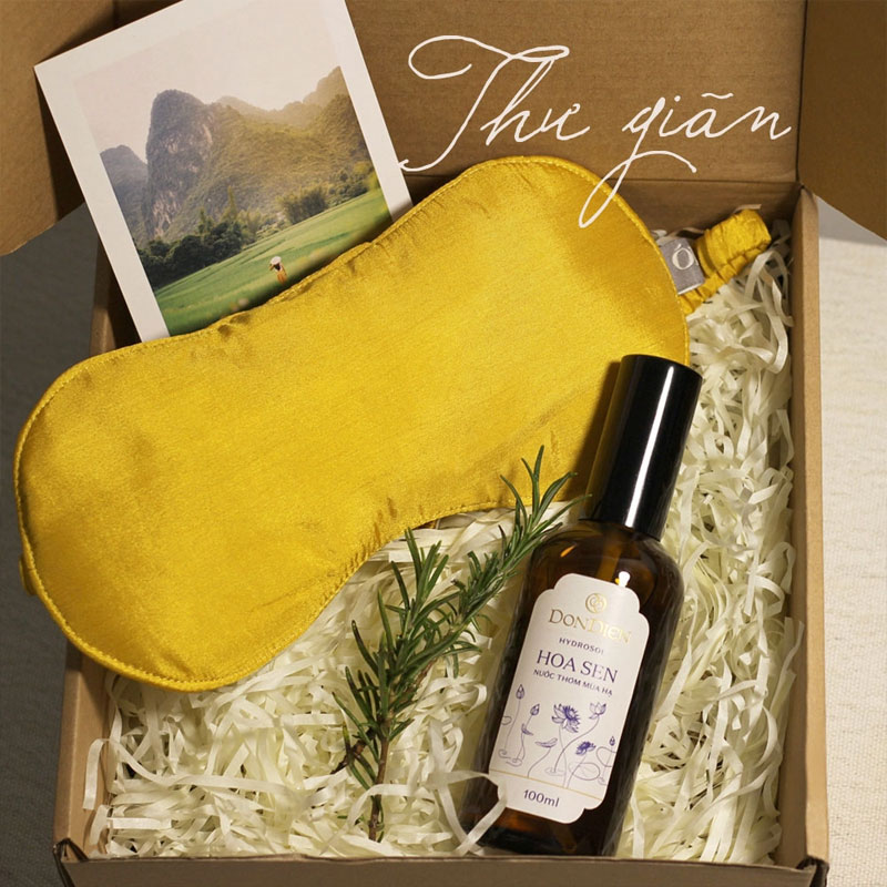 Chọn quà noel cho vợ: gợi ý 15 món phù hợp và ý nghĩa nhất