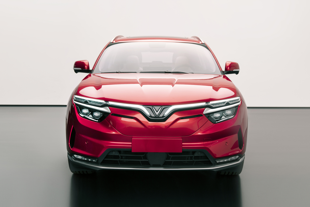 century-e36-vinfast-2